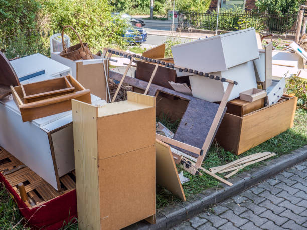 Best Commercial Cleanout Services  in Moss Point, MS